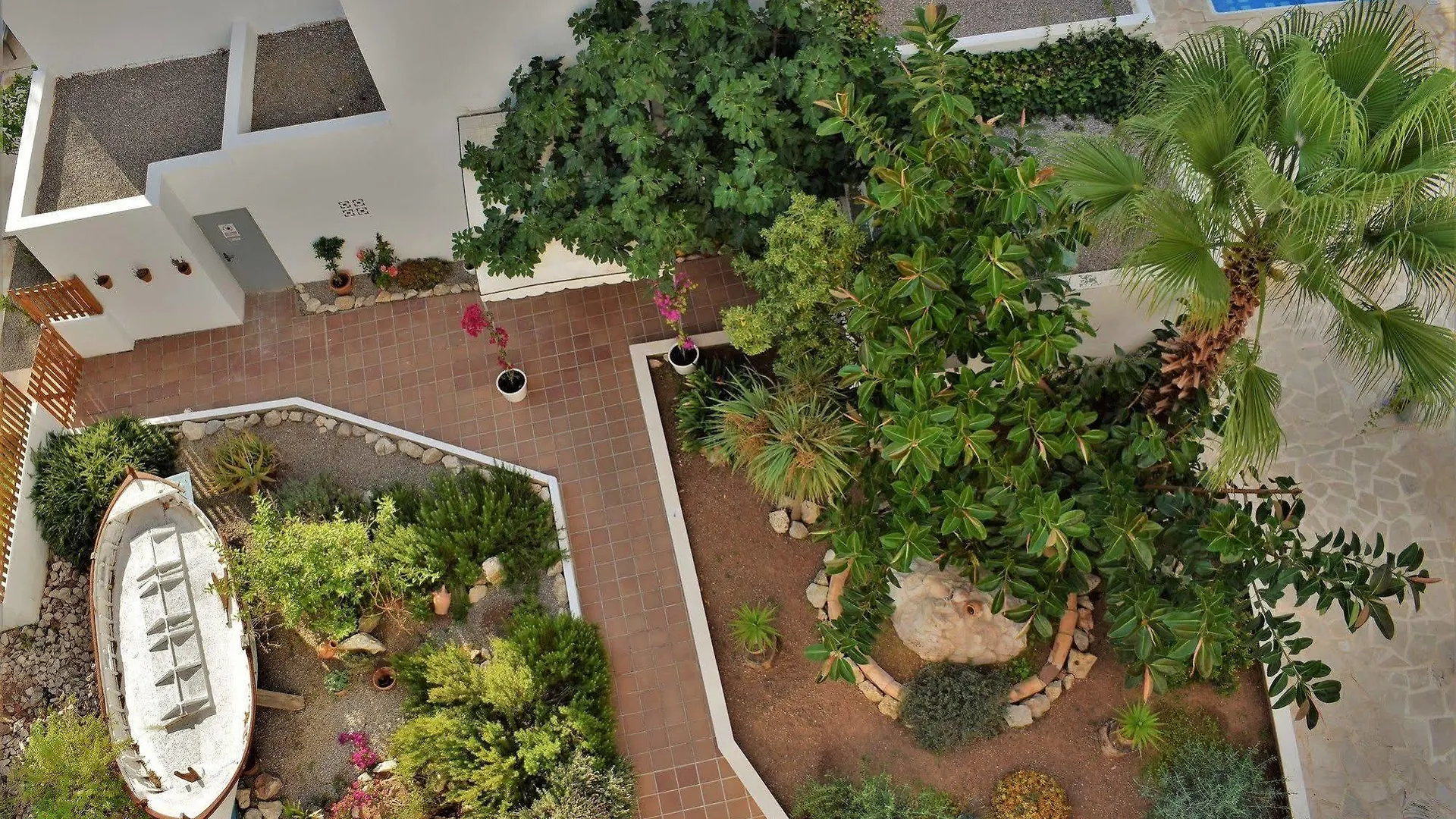 Apartamentos Sureda Canyamel  İspanya